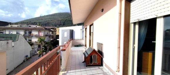 4 rooms Apartment in Santa Maria a Vico, Italy No. 183381 13