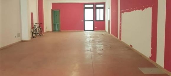 Studio in Vittoria, Italy No. 139590 12