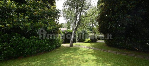 3 bedrooms Villa in Venice, Italy No. 54224 4