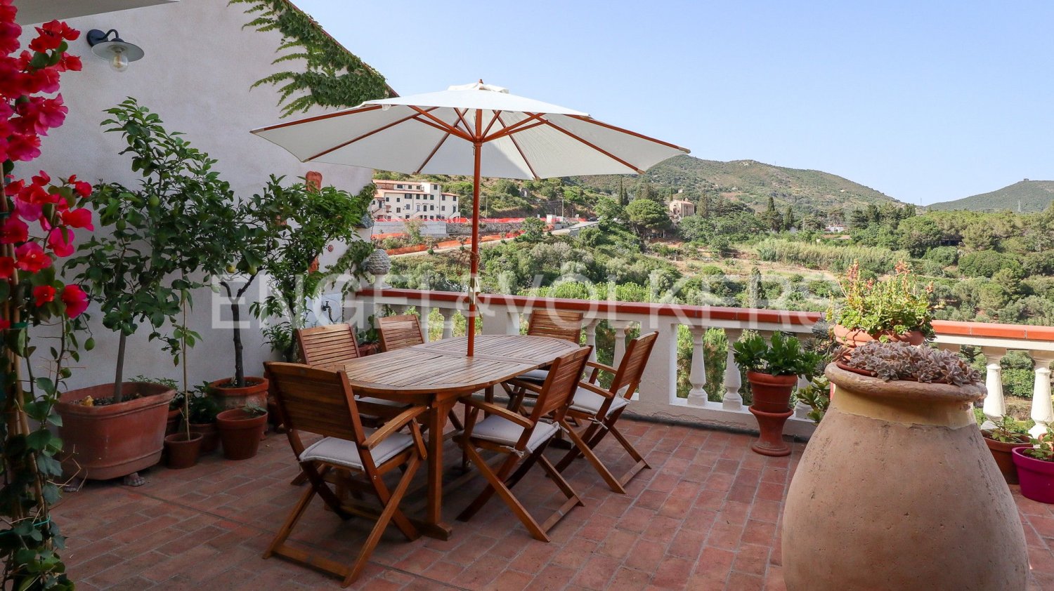 5 bedrooms Villa in Rio, Italy No. 132355