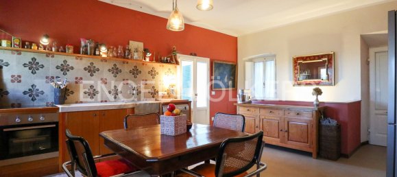 5 bedrooms Villa in Rio, Italy No. 132355 4