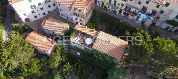 5 bedrooms Villa in Rio, Italy No. 132355 10