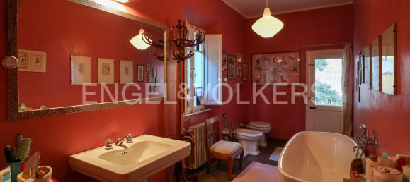 5 bedrooms Villa in Rio, Italy No. 132355 9