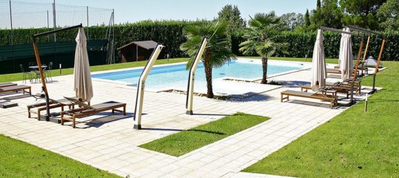 4غرفة منزل ذو طابقين في Besana in Brianza, Italy رقم 139859 4