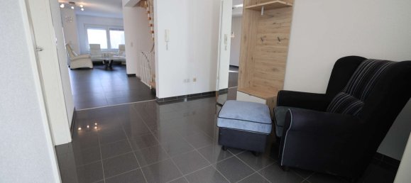 4 bedrooms Townhouse in Kaiserslautern, Germany No. 67346 2