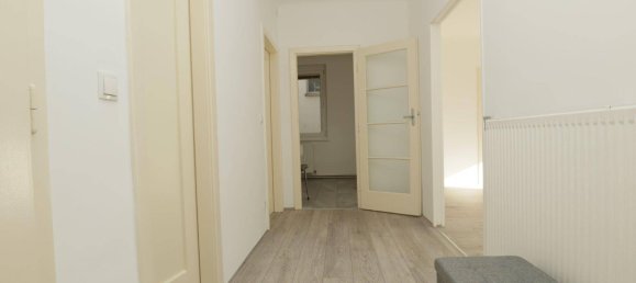 2-salle Appartement à Wahring, Austria No. 181573 6