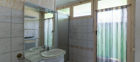 Apartamento de 3 dormitorios en Cournon-d'Auvergne, France No. 206580 11