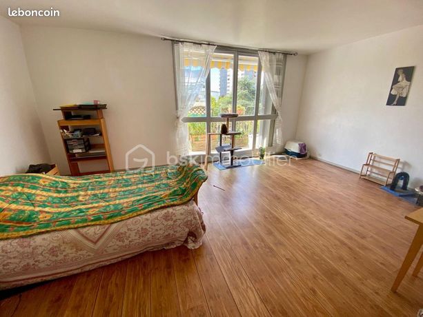 1 غرف نوم شقة في Saint-Michel-sur-Orge, France رقم 311746