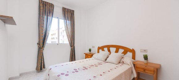 2 chambres Appartement à Estepona, Spain No. 96052 8