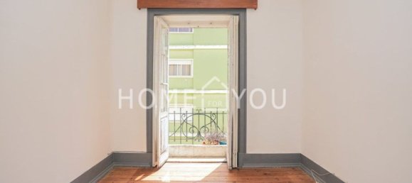 4 bedrooms Apartment in Lisbon, Portugal No. 221958 11