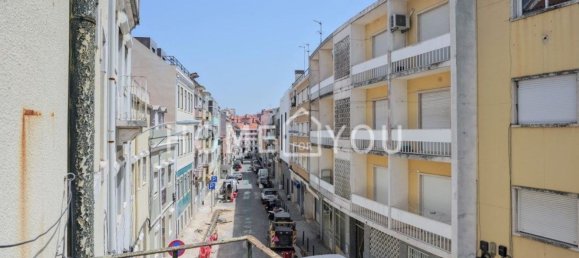 4 bedrooms Apartment in Lisbon, Portugal No. 221958 13