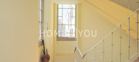 4 bedrooms Apartment in Lisbon, Portugal No. 221958 2