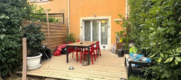 2 bedrooms House in Salon-de-Provence, France No. 333994 4