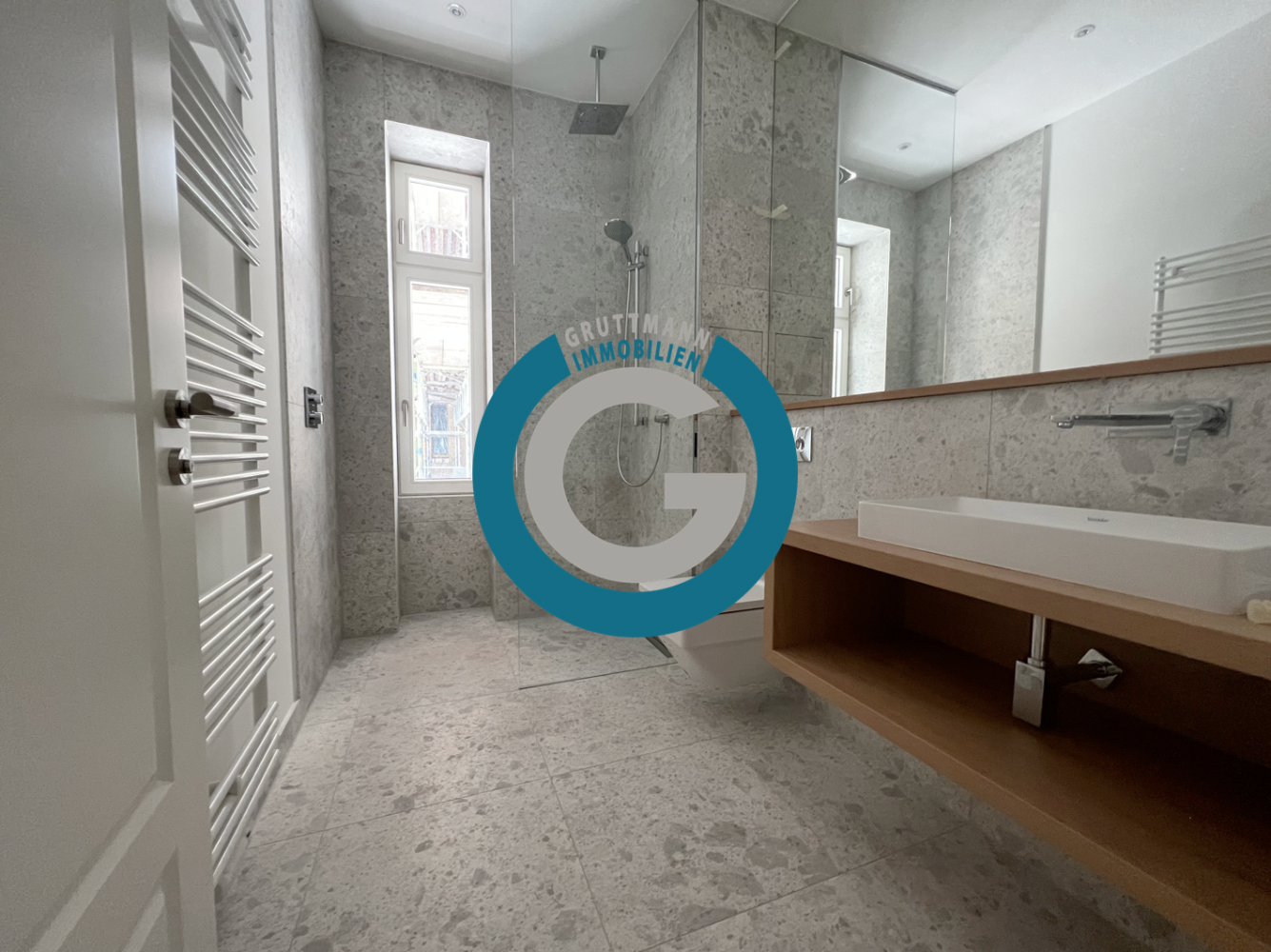 Ático de 4 habitaciónes en Friedenau, Germany No. 12274