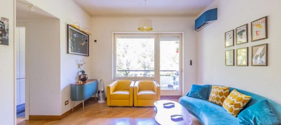 3 rooms Apartment in Rome, Italy No. 297767 2