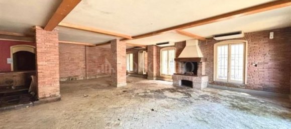 35-salle Villa à Calderara di Reno, Italy No. 285198 16