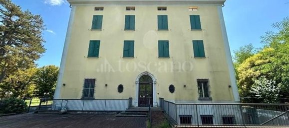 35-salle Villa à Calderara di Reno, Italy No. 285198 36