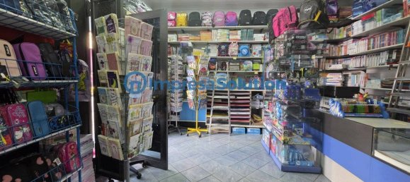 1 room Commercial property in Naples, Italy No. 349755 8