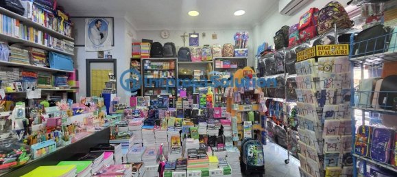 1 room Commercial property in Naples, Italy No. 349755 11