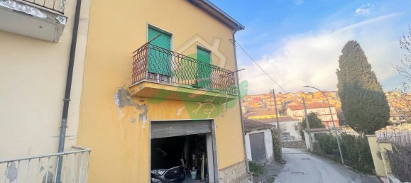 Apartamento de 3 divisões em Anzano di Puglia, Italy N.º 192135 2