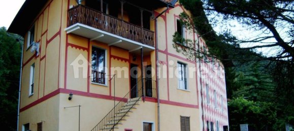 14 chambres Maison à Cambiasca, Italy No. 336278 2