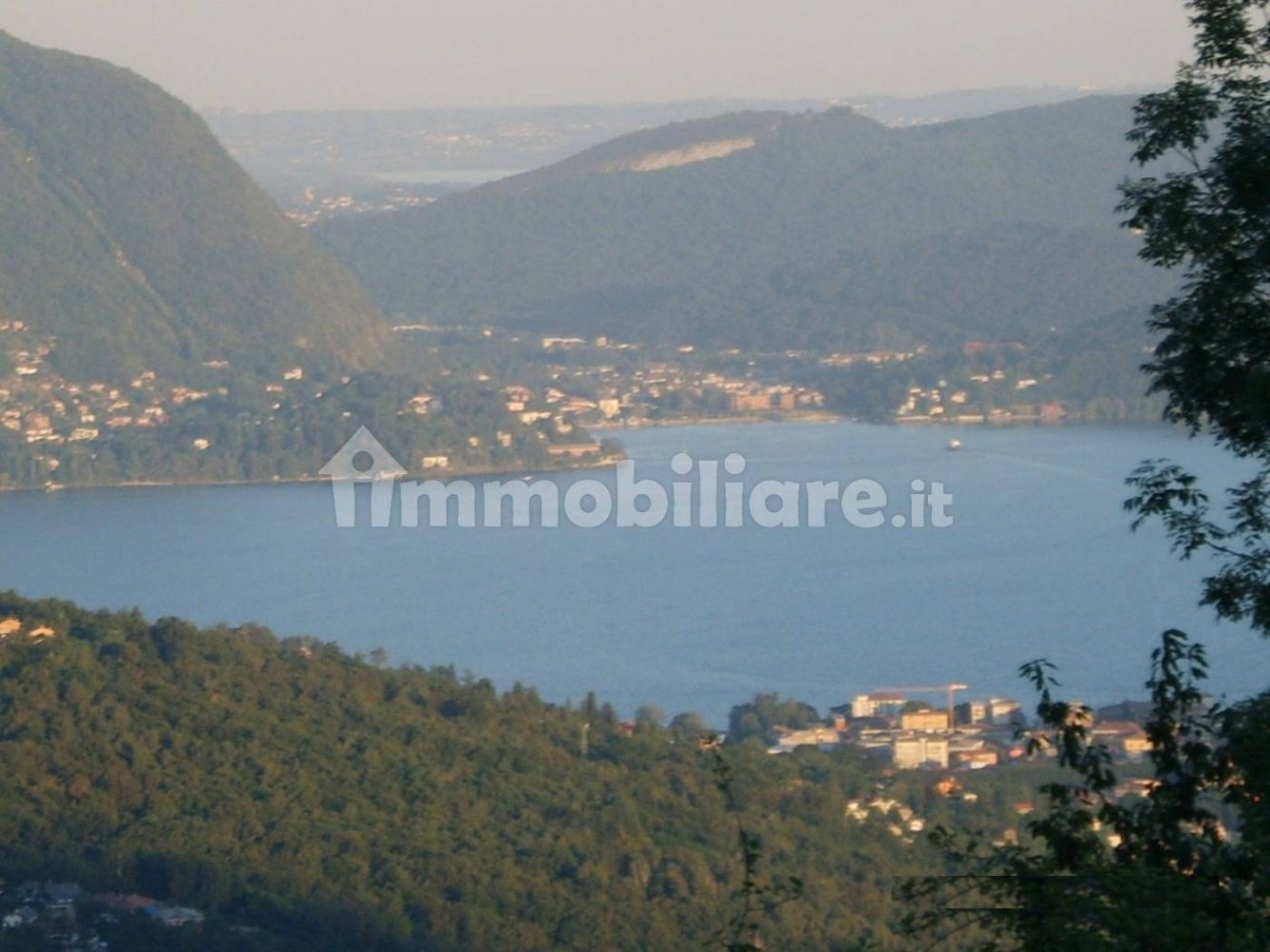 14 chambres Maison à Cambiasca, Italy No. 336278