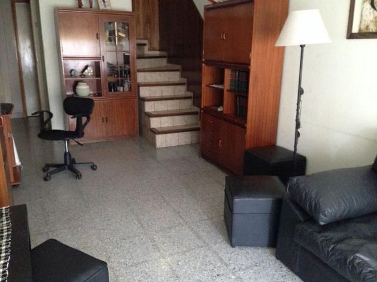 Дом с 5 спальнями в Мар-дель-Плата, Аргентина № 91770