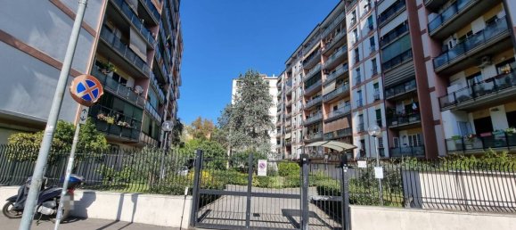 3 rooms Apartment in Rome, Italy No. 227606 24