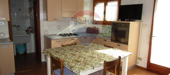 3 bedrooms Apartment in Castelfranco Emilia, Italy No. 78170 9