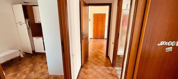 Квартира с 3 комнатами в Кальяри, Италия № 99710 8