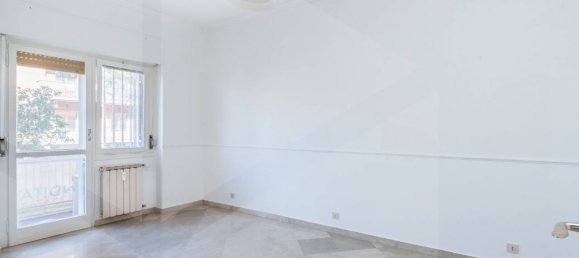 Apartamento de 4 divisões em Ciampino, Italy N.º 21348 17