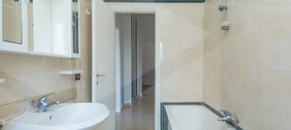 Apartamento de 4 divisões em Ciampino, Italy N.º 21348 27