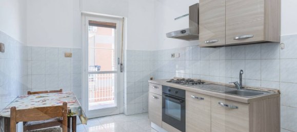 Apartamento de 4 divisões em Ciampino, Italy N.º 21348 4