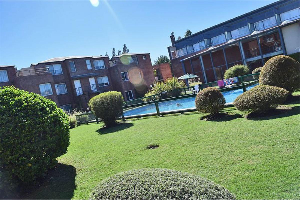 2 bedrooms Apartment in Pilar, Argentina No. 80098