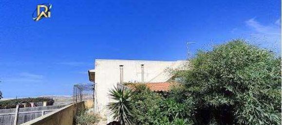 Дом с 3 спальнями в Акате, Италия № 317201 14