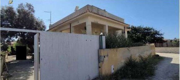 Дом с 3 спальнями в Акате, Италия № 317201 3