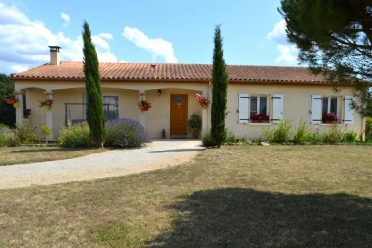 3 Schlafzimmer Büro in Ruffec, France, Nr. 22362