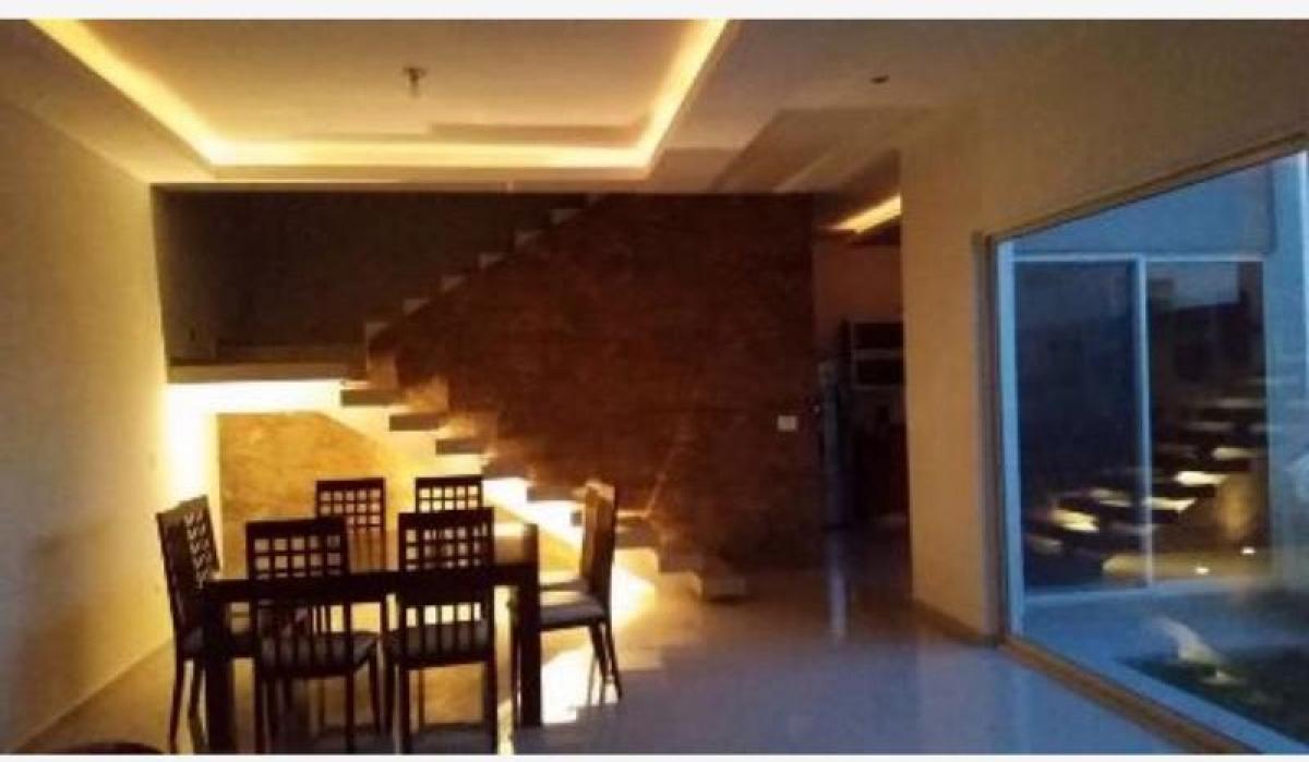 3 Schlafzimmer Haus in Nuevo Leon, Mexico, Nr. 181481