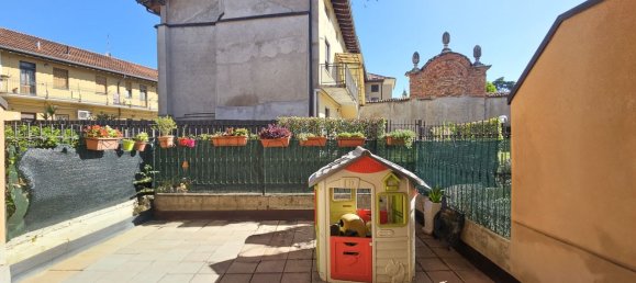 3 Schlafzimmer Doppelhaus in Cislago, Italy, Nr. 334203 9