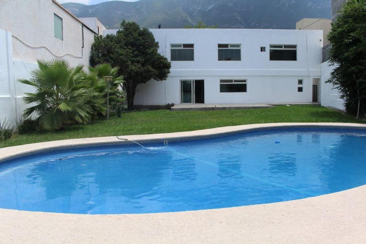 3 bedrooms House in Nuevo Leon, Mexico No. 180592