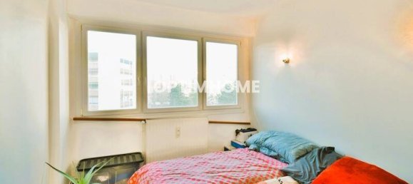 2 bedrooms Apartment in Chalon-sur-Saone, France No. 201367 10