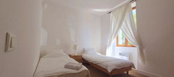 7 bedrooms Castles in Gironde, France No. 342356 16