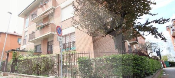 3 rooms Apartment in Bologna, Italy No. 26248 51