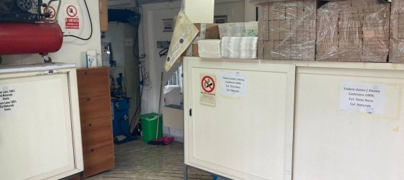 Propiedad comercial en Naples, Italy 90 m² No. 122380 2