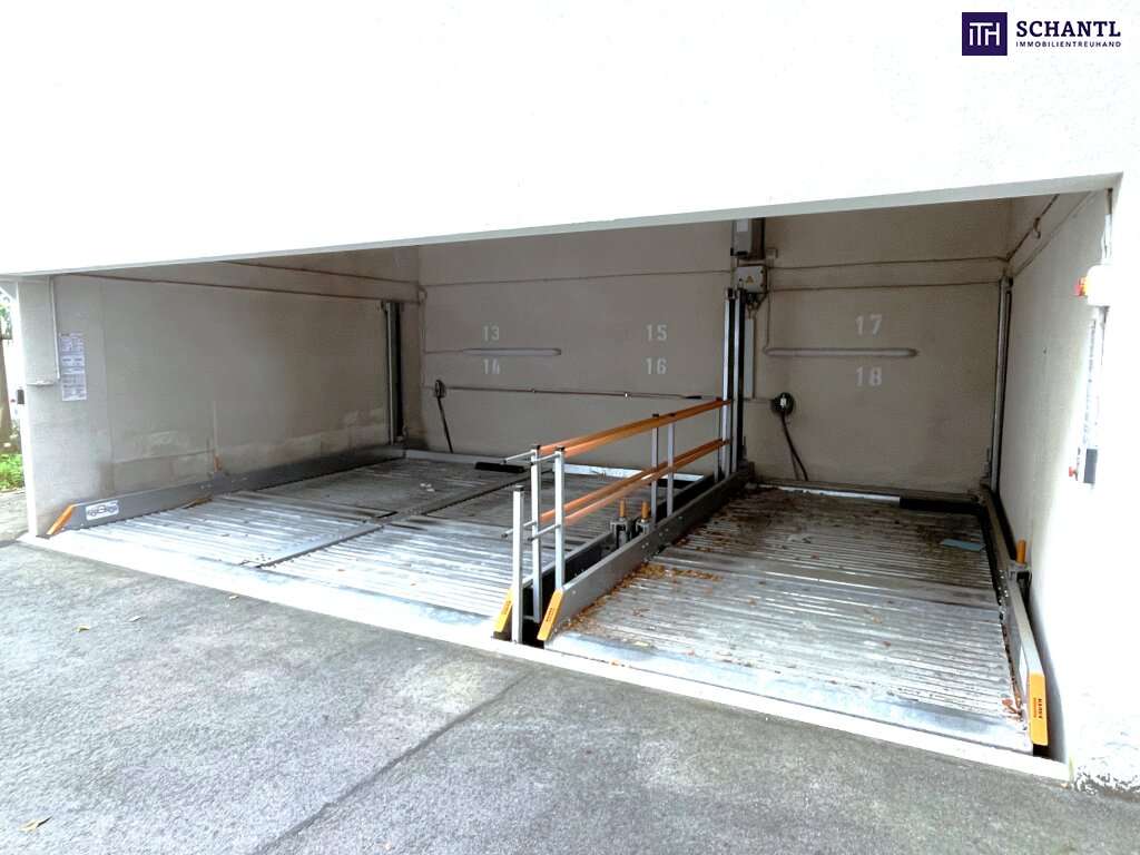  Garage in Neubau, Austria No. 28720