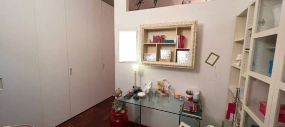 3 rooms Apartment in Rome, Italy No. 32387 12