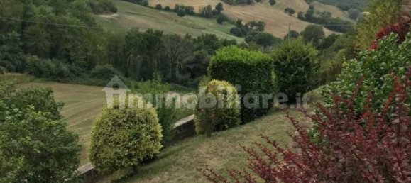 3 غرف نوم فيلا في Fabriano, Italy رقم 225668 32