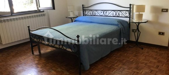 3 غرف نوم فيلا في Fabriano, Italy رقم 225668 24