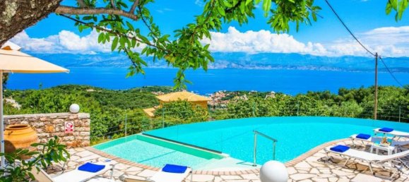 3 bedrooms Villa in Corfu, Greece No. 8231 2