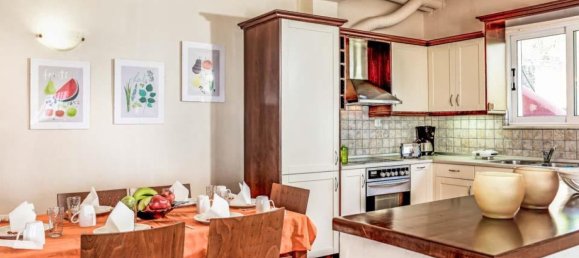 3 bedrooms Villa in Corfu, Greece No. 8231 11